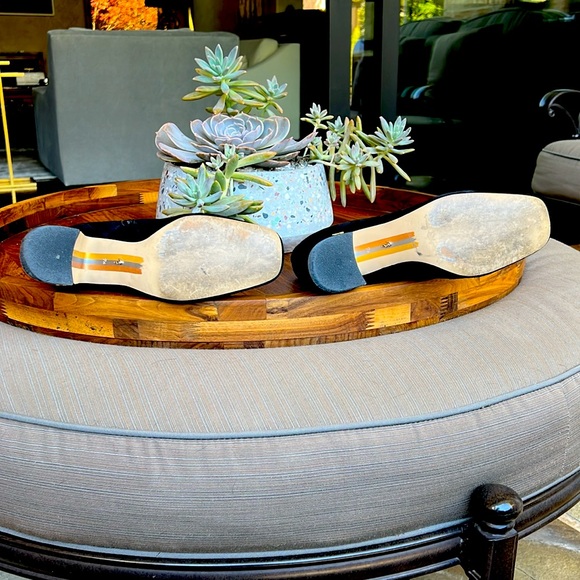 SAM EDELMAN Square Toe Ankle Bootie. SZ 7.5. Color Black Suede. Gold Hardware. - Picture 8 of 8